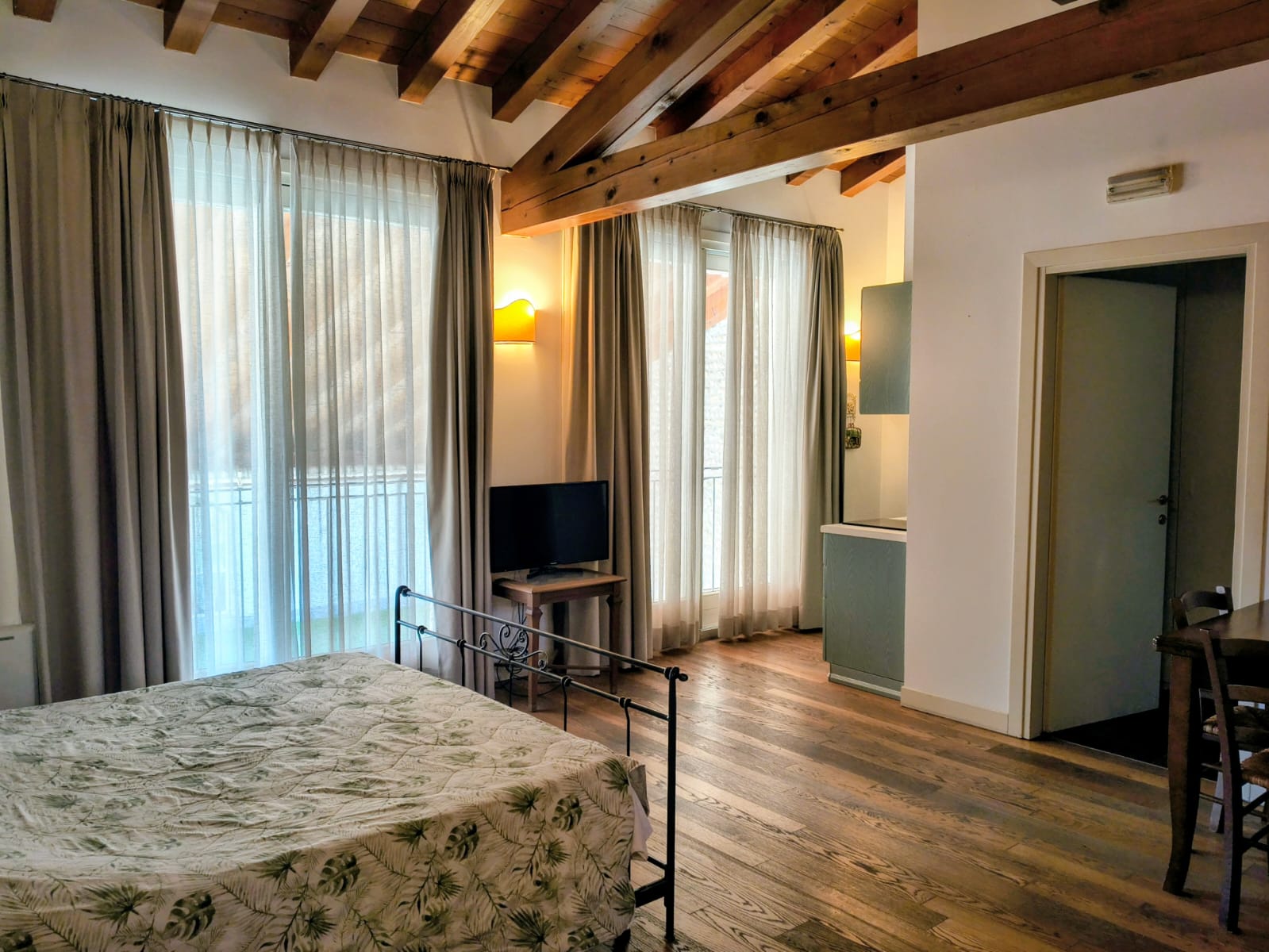 Appartamento monolocale ampio FIENILE